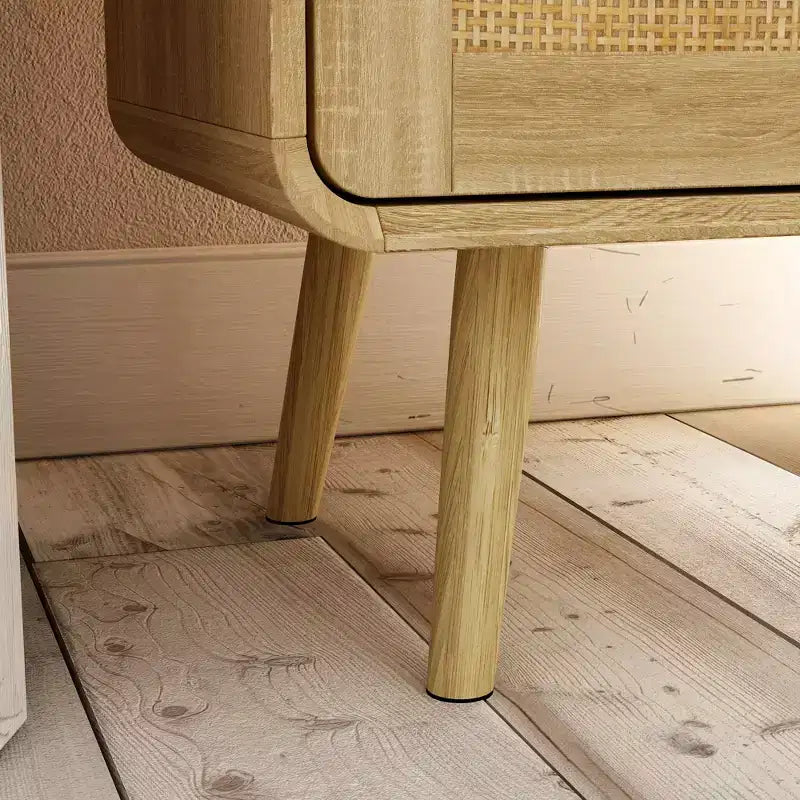 Armoire de rangement d'inspiration bohème avec portes en rotin tissé et poignées dorées - Polyvalente pour chambre, bureau, restaurant et salon