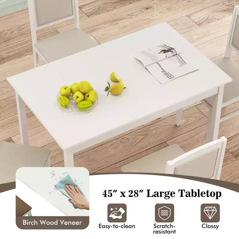 Table à manger pour 4 personnes avec pieds en bois d'hévéa, assise rembourrée et dossier matelassé