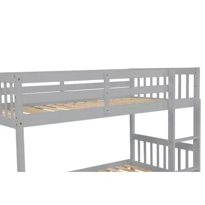 Lit superposé jumeau sur jumeau avec lit gigogne, en bois d'hévéa massif, convertible en deux lits jumeaux, échelle et barrières de sécurité, design peu encombrant