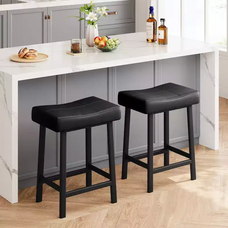 Set of 2 PU Leather Bar Stools | 24 Counter Height Stools with Thick Saddle Seats & Heavy Duty Metal Frame for Kitchen Island, Breakfast Bar